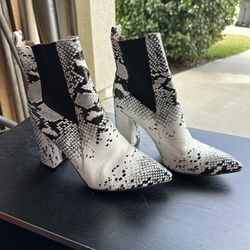 Women’s Boots, size 10 