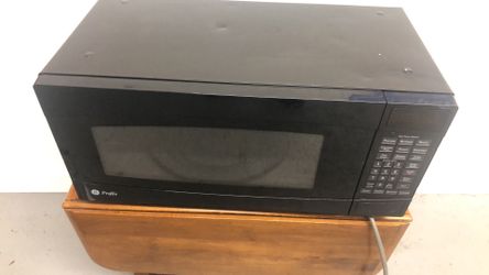 General electric microwave works like new