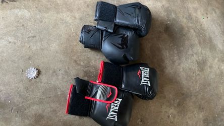 Boxing gloves 12 oz