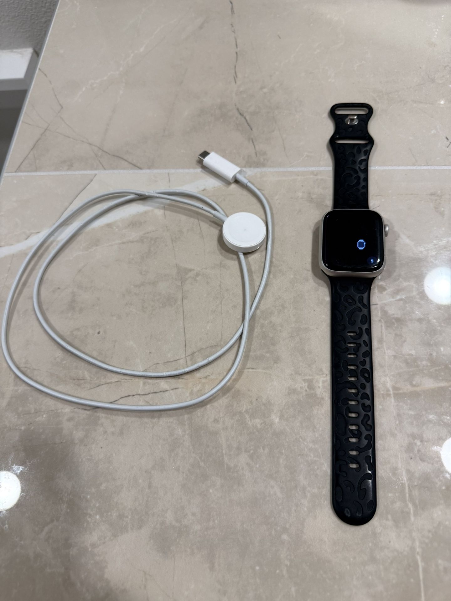 Apple Watch Series 8 45mm