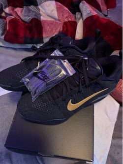 Kobe 11 Fade To Black