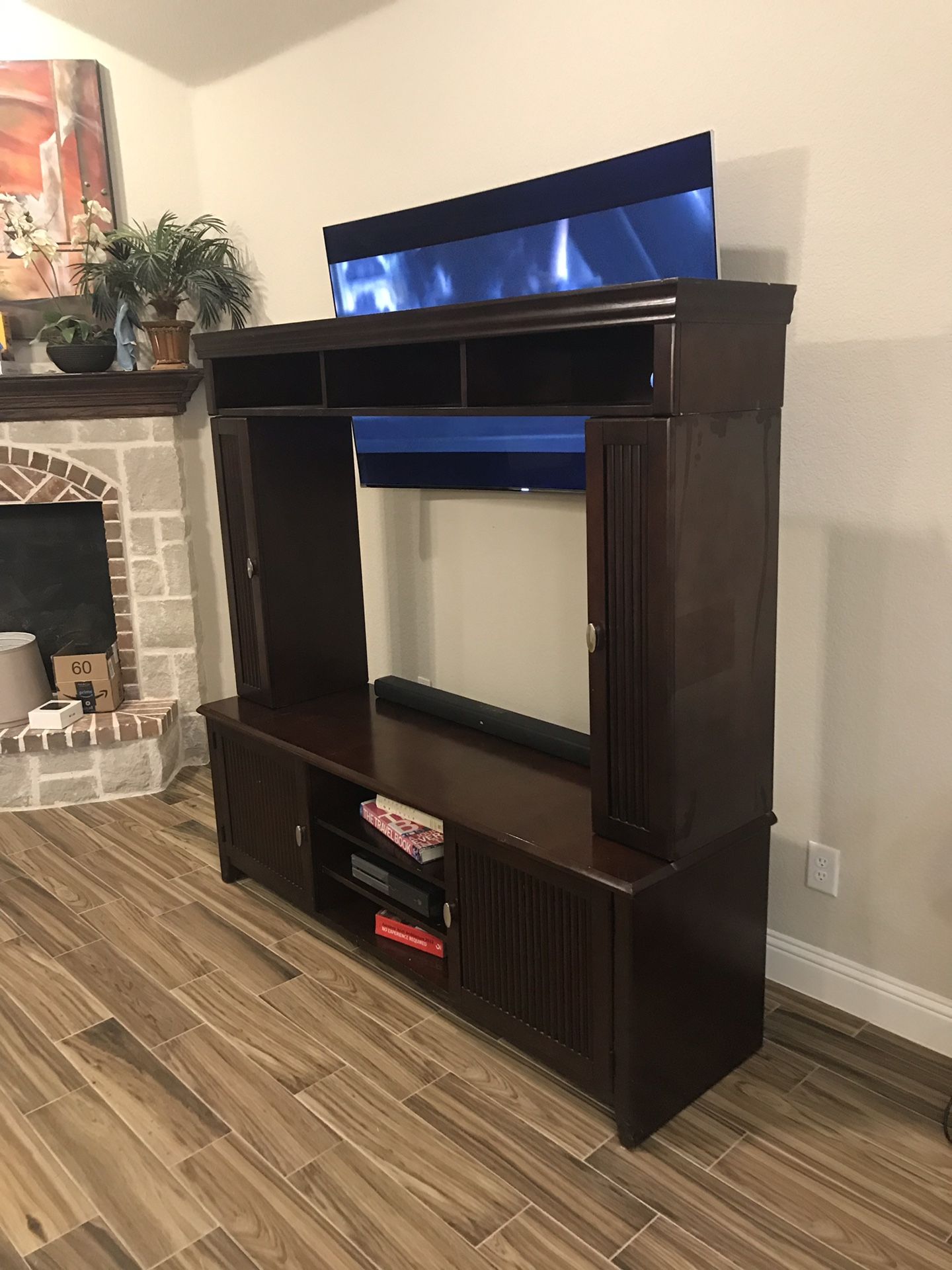 Entertainment stand