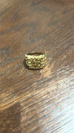 Gold nugget ring