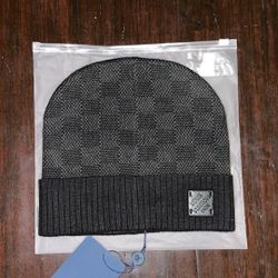 Louis Vuitton Neo Patit Damier Beanie Black 