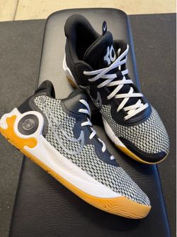 Nike KD Trey IX