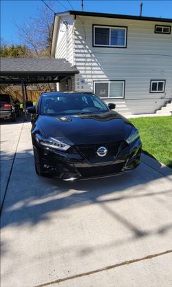 2021 Nissan Maxima SR Alcantara