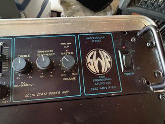 SWR Bass Head