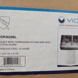 Vigo 36" Double Bowl Farmhouse Sink