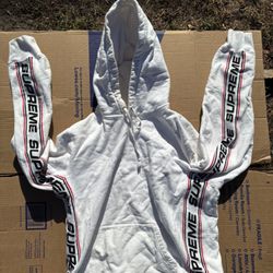 Supreme White Hoodie 