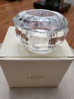 Lenox Jewelry oval covered box
