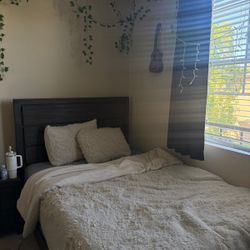 Bedroom Set Nightstand Box Spring And Mattress