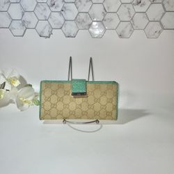 Authentic Gucci GG Canvas & Green Leather Continental Wallet