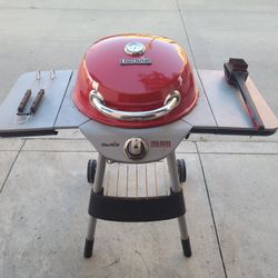 Electric BBQ grill