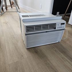 LG Window Air Conditioner
