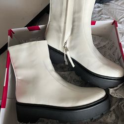 Size 8M Circus Sam Edelman White Boots