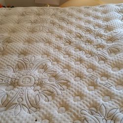 Queen Size Tencel Mattress And Box spring 