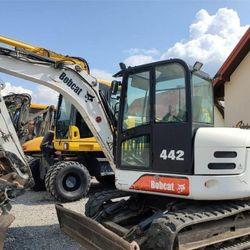 2005 Bobcat 442B Excavator