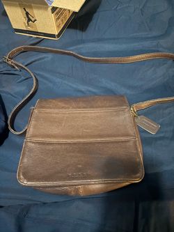 Vintage Coach Brown Leather Crossbody Shoulder Bag Purse Style 4937 Used