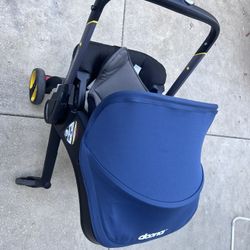 Donna Car seat Stroller. 2031 Expiration 