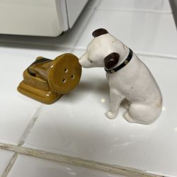 Victrola / Victor Phonograph Nipper Snap