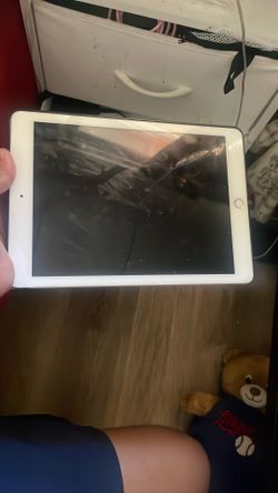 iPad 6 Gen , 128 Gb