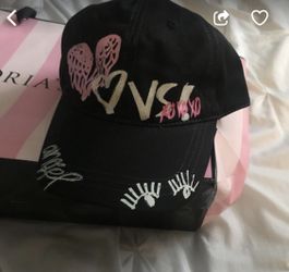 Victoriaβs Secret hat