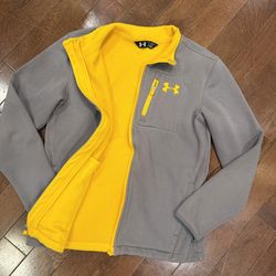 Grey Youth XL Polyester, fleece Under Armour jacket $15