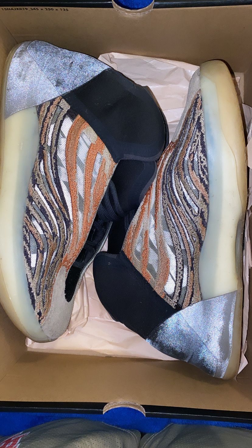 700 QNTM ORANGE