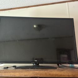TCL Tv With Roku Box