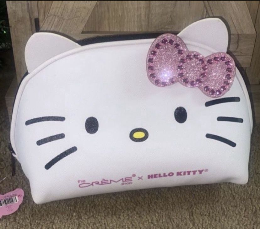 Hello Kitty Crème Shop Makeup Bag