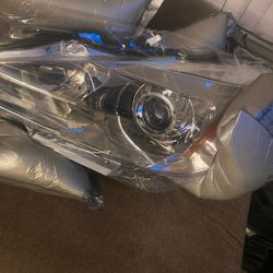 Brand New 2014 Nissan Altima Right Headlight