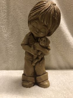 Fannykins Man’s Best Friend Statue