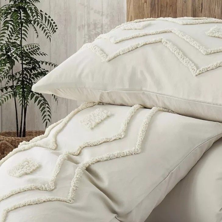 NEW Anthropologie Cream Boho Queen / King Size Tassel Comforter Blanket Bedding Sham Set