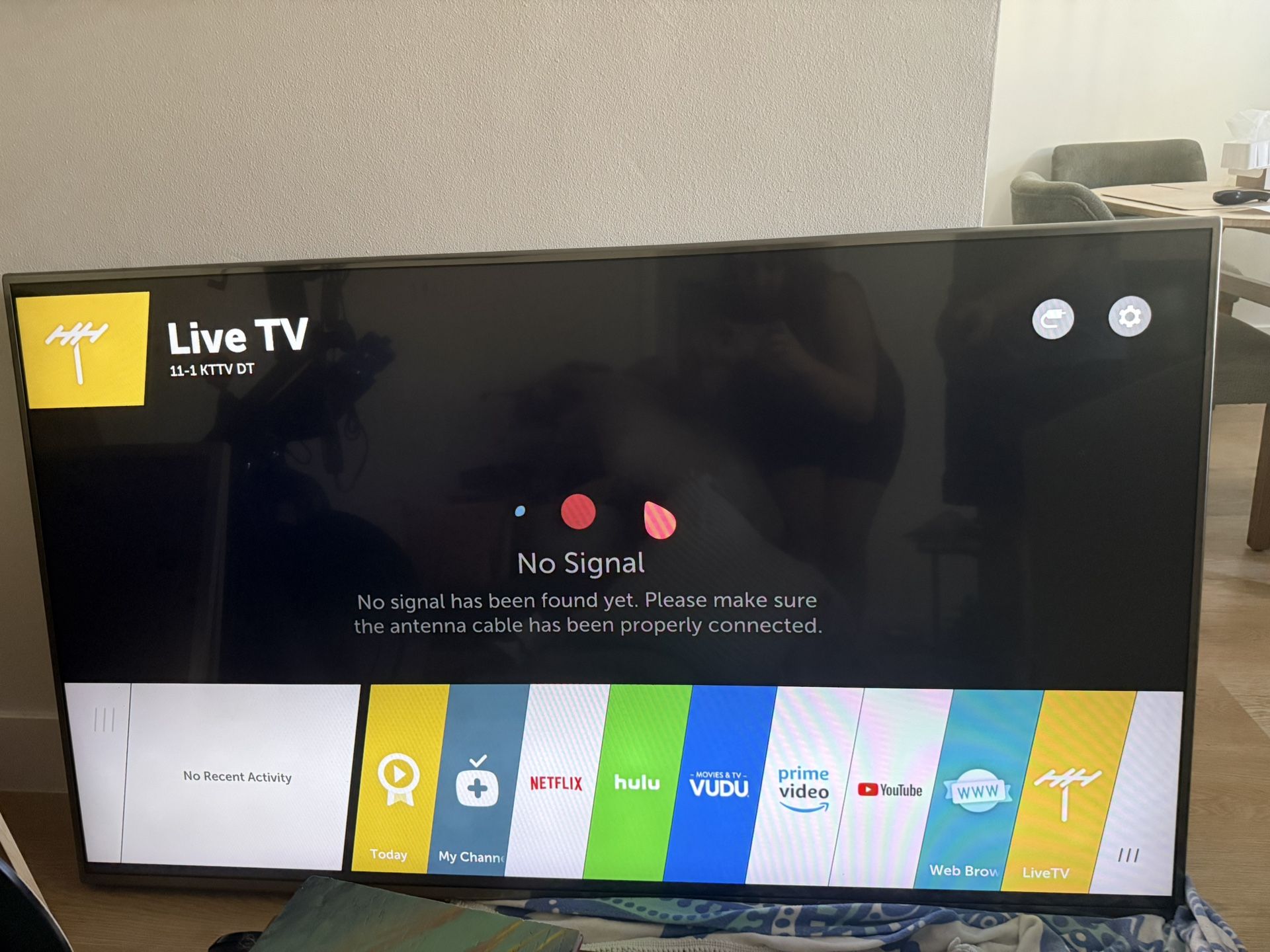 65” LG Smart TV