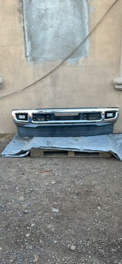 2017/19 Ford  Super Duty F250 & F350 Front complete bumper