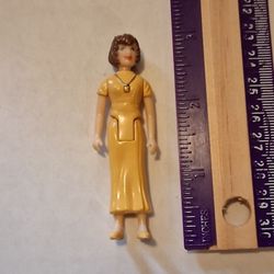 Fisher Price Sweet Dreams Dollhouse Brunette Mom