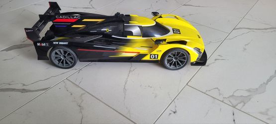 Cadillac RC car