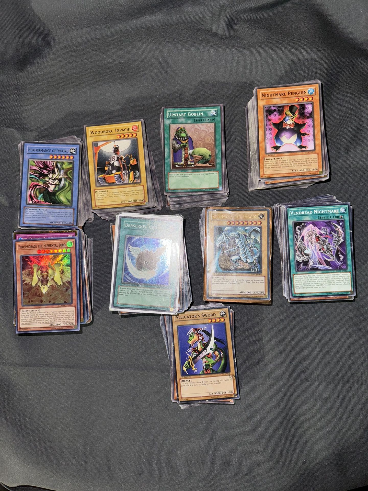 877 Yu-Gi-Oh Cards 
