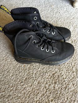 Size 7 boot doc marten
