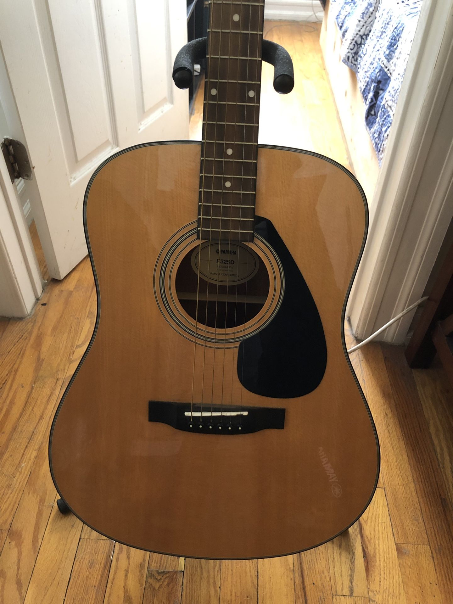 Yamaha Acoustic Guitar Barely Used