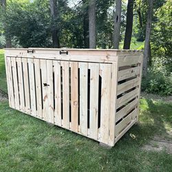 Premium Trash Can Enclosure – Backyard Storage (3 Bin)