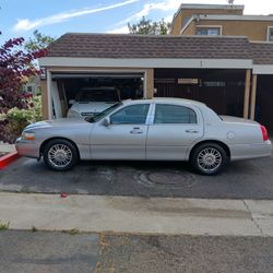 2006 Lincoln Town Car Designer, 4.6 liter V 8 automatic