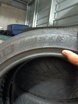 235 45 18