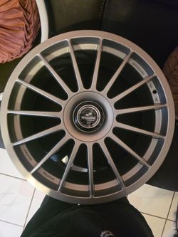 5 lug rim