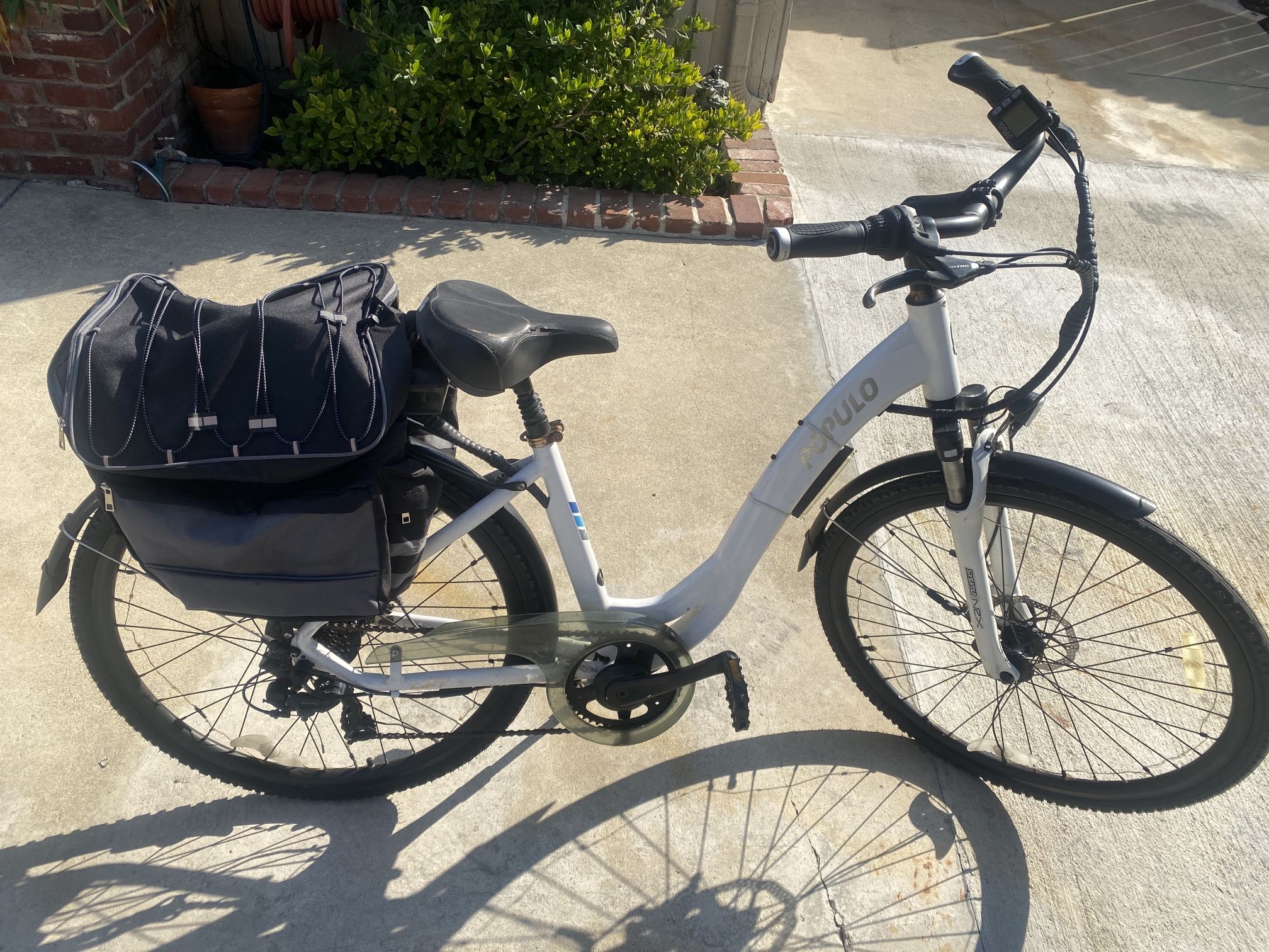 Bike Electric Populo 7 Speed Make Offer Today