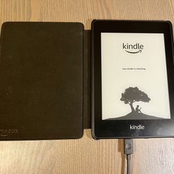 Kindle Paperwhite (10th Gen)