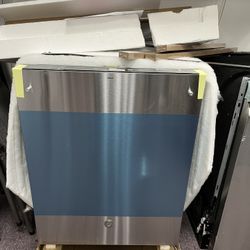 Dishwasher, 24’wide Brand New GE