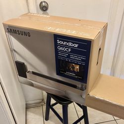 SAMSUNG (HW-Q60CF) – True 3.1.2ch Dolby Atmos Soundbar | SpaceFit Sound Pro | DTS Virtual:X | Adaptive Sound | Bluetooth & Wall-Mountable