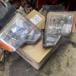 09-14 F150 Headlights 