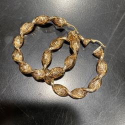 10k 6.8 Twisted Greek Key Hoop Earrings 